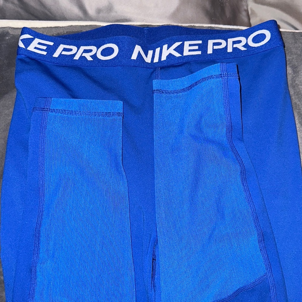BLUE NIKE PRO LEGGINGS SIZE SMALL